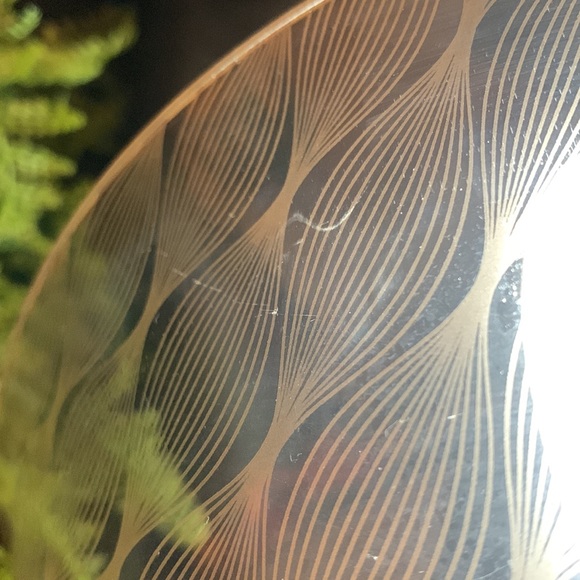 Mid Century Modern Danish glass bowl with geometric gold overlay - Picture 9 of 10